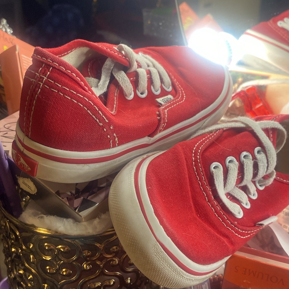 Red Vans ❤️